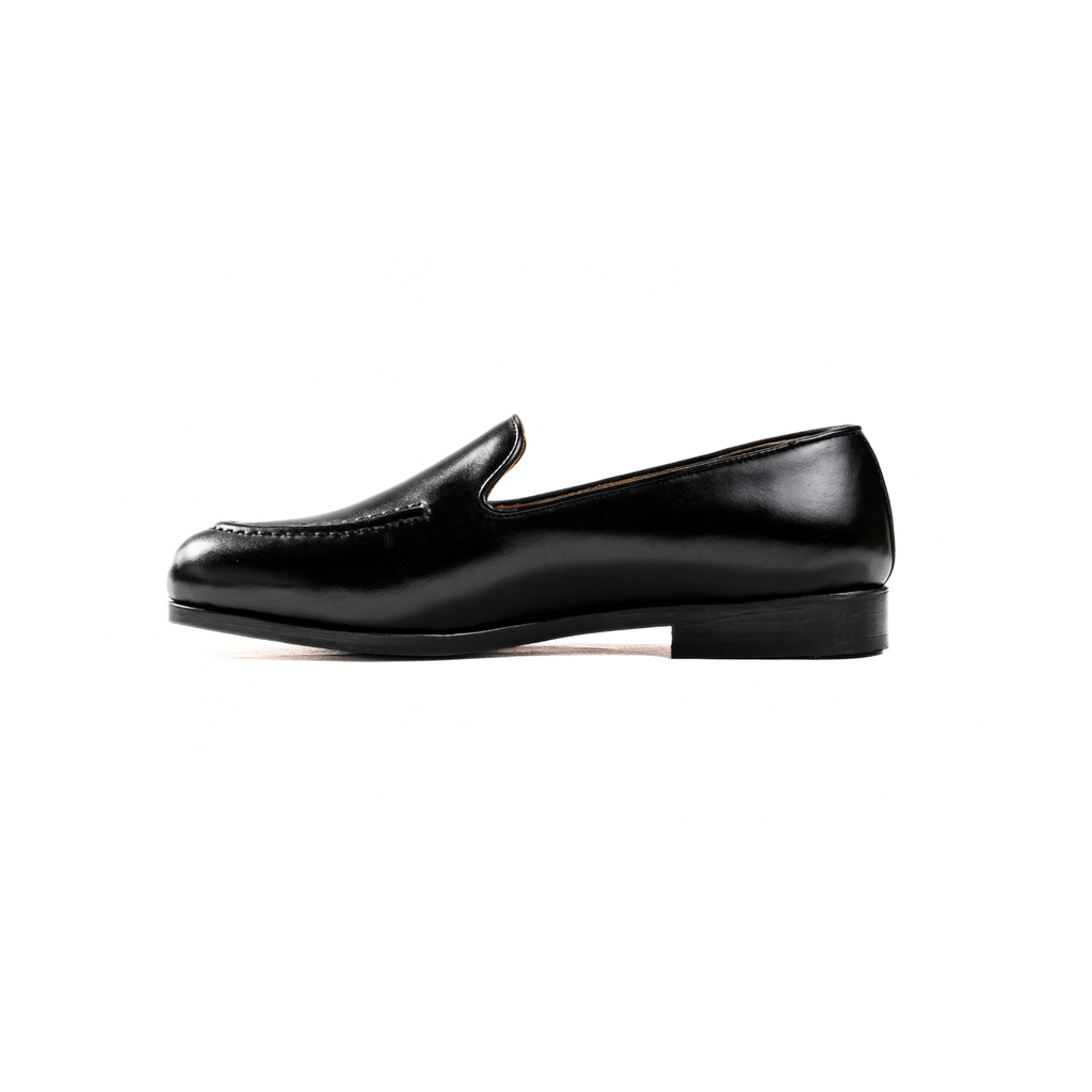 Apron Toe Loafer in Black Calf