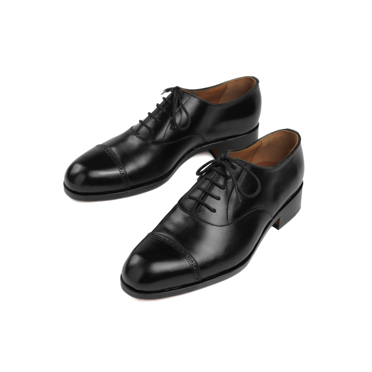 Punched Captoe Oxford in Black Calf